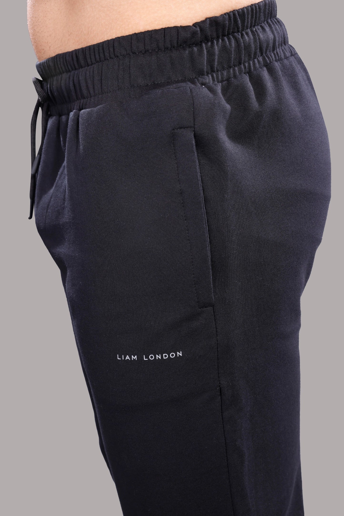 LL TRACK PANT BLACK